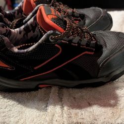 Reebok Camouflage Athletic Shoes Running Youth Size 5