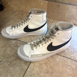 Big Kid Youth Nike Blazers