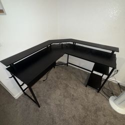 L Shaped Table 
