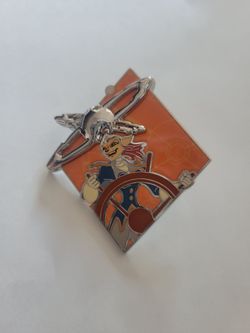 Disney pins! (Treasure Planet Captain Amelia Mystery Pin)