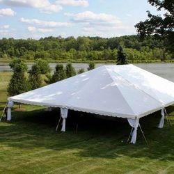 Tents r,e,n,t