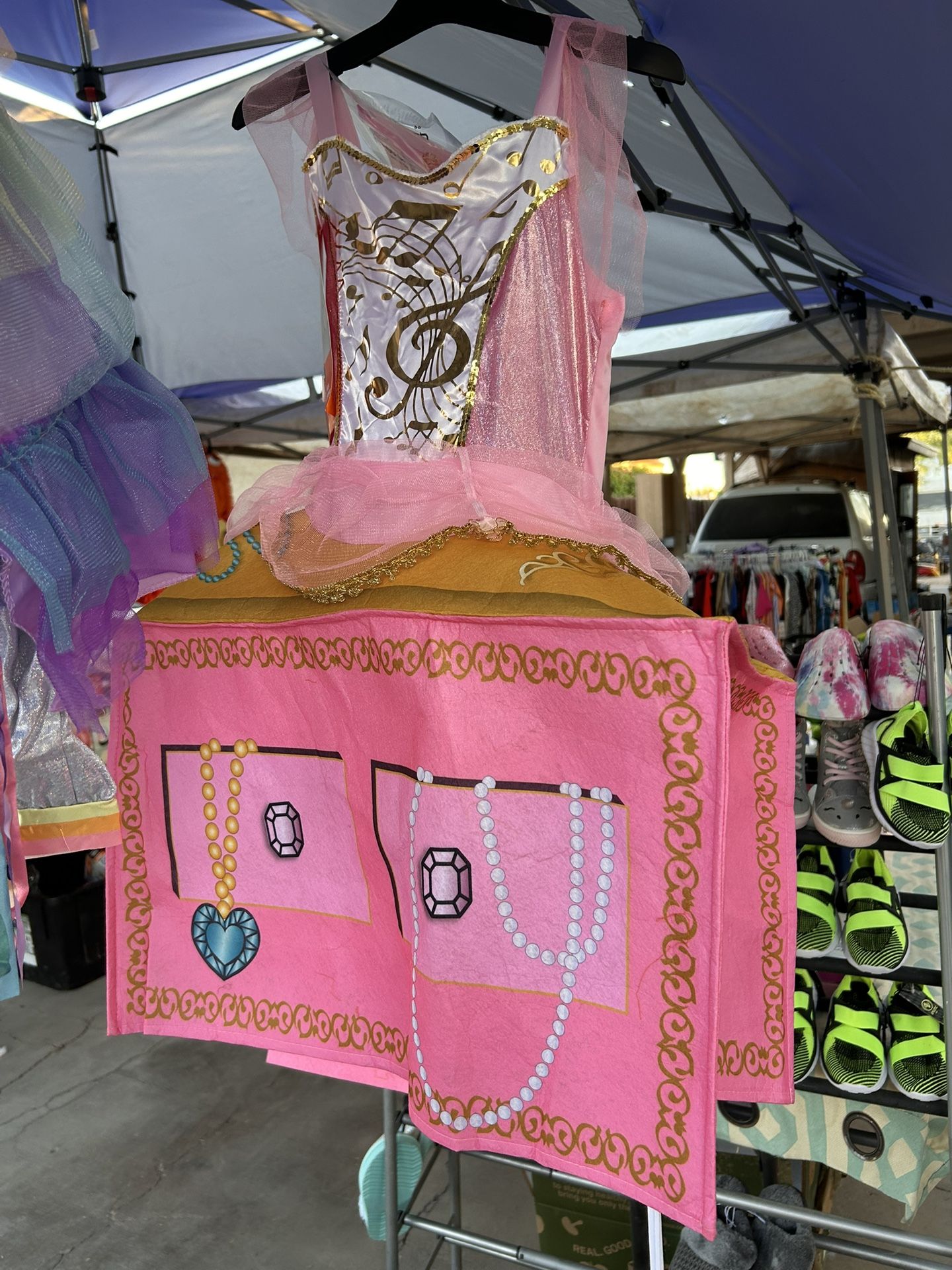 Caja Sorpresa Disfras De Nina. L