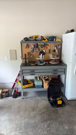 Tool table
