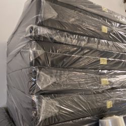 Full Set New In Plastic Free Delivery In Atlanta 