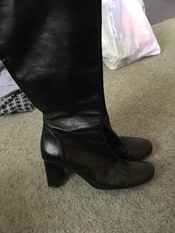 Banana Republic leather black boots 10