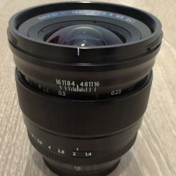 Fujifilm XF 16 mm  1.4