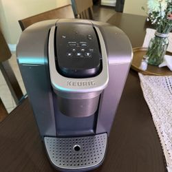 KEURIG Coffee POD Machine 