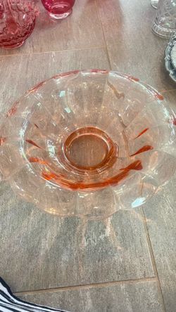 Light pink vintage fruit bowl