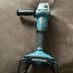 Makita Grinder 