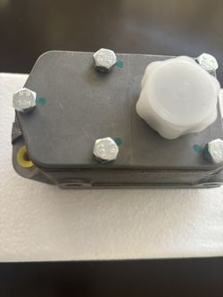 New Hydraulic Master Cylinder