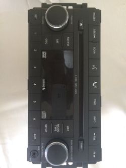 Jeep Chrysler DVD, cd, MP3 and sirus player