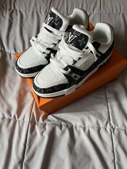 Louis vutton trainers size 9.5