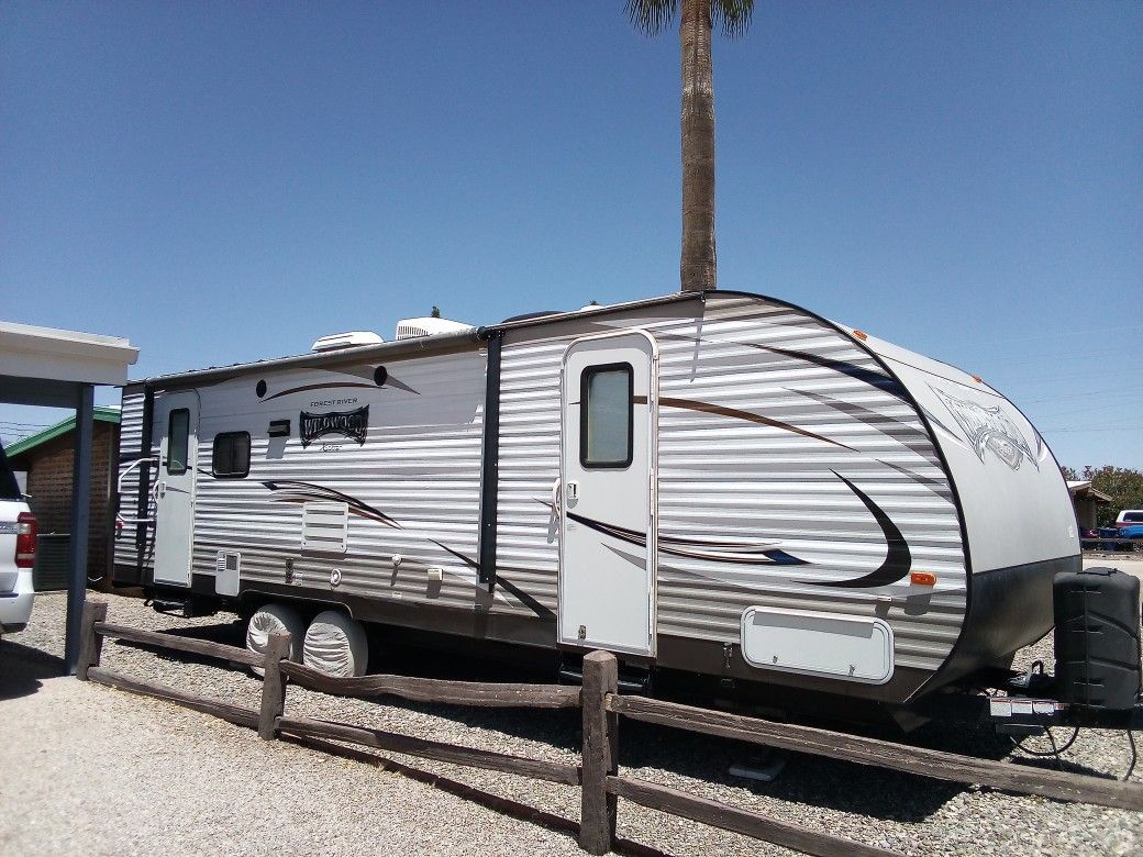 2017 Forest River Wildwood X-Lite 254RLXL