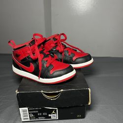 Jordan 1 Mid Toddler 9C