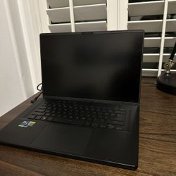 Asus ROG Zephyrus M16 Laptop