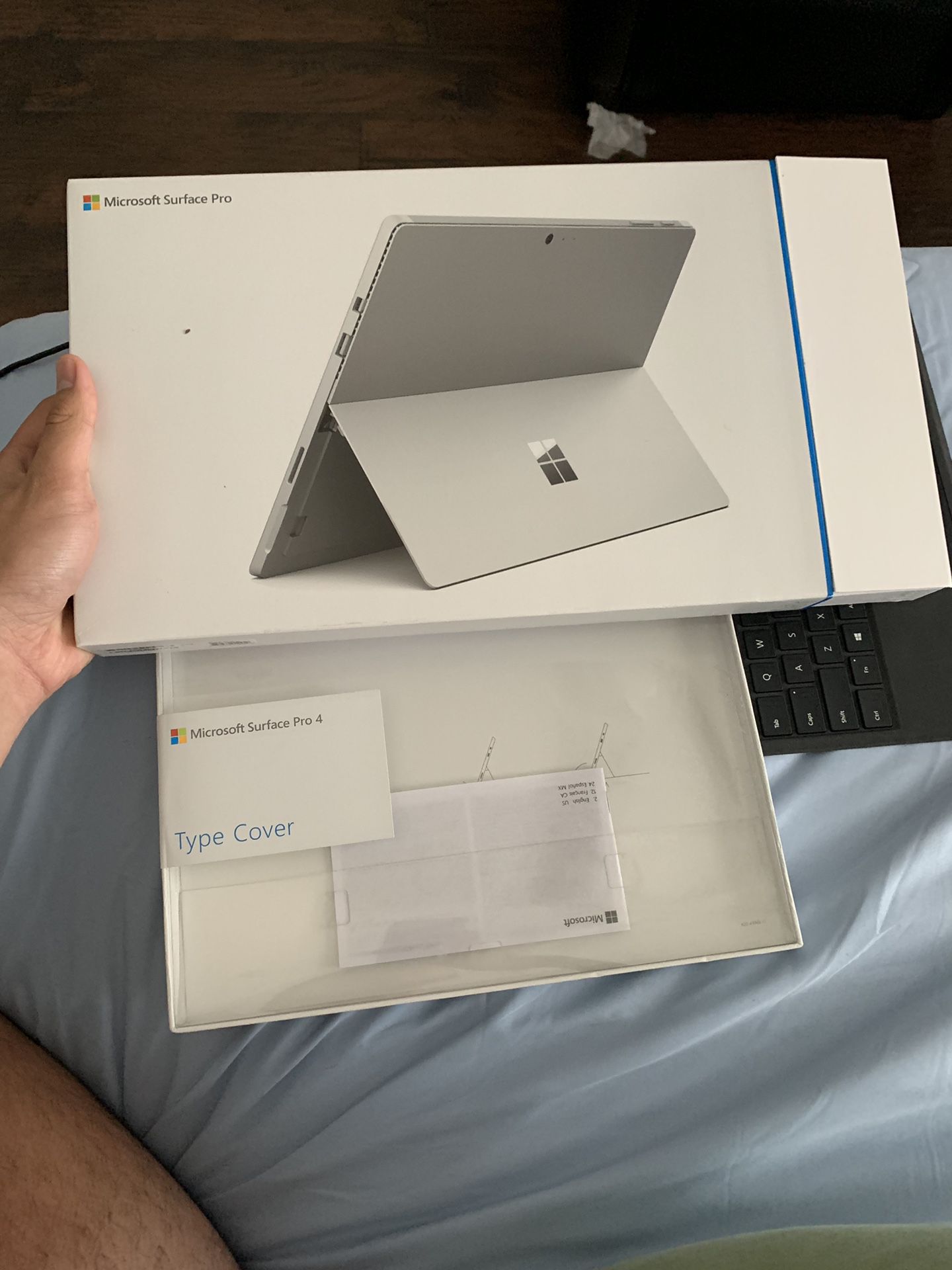 microsoft surface pro 4 with all the accessories