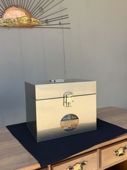 Vintage Hamilton Skotch Corporation Porta-File Metal Storage Box – Mid-Century Industrial File Case.