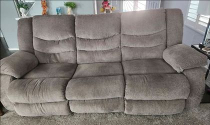 Recliner couch