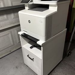 HP Color Laser jet Pro MFP M479fdw W/stand