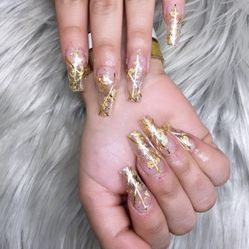 NaiLs AnD lasheS