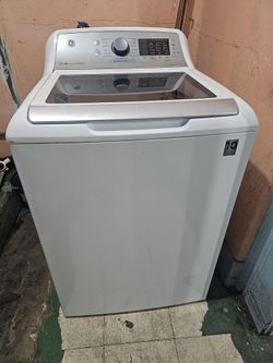 GE Washer And Electric Dryer 
