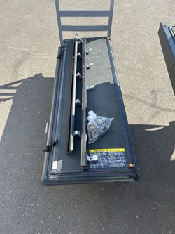 Tundra hard low profile bed cover (toyota brand)