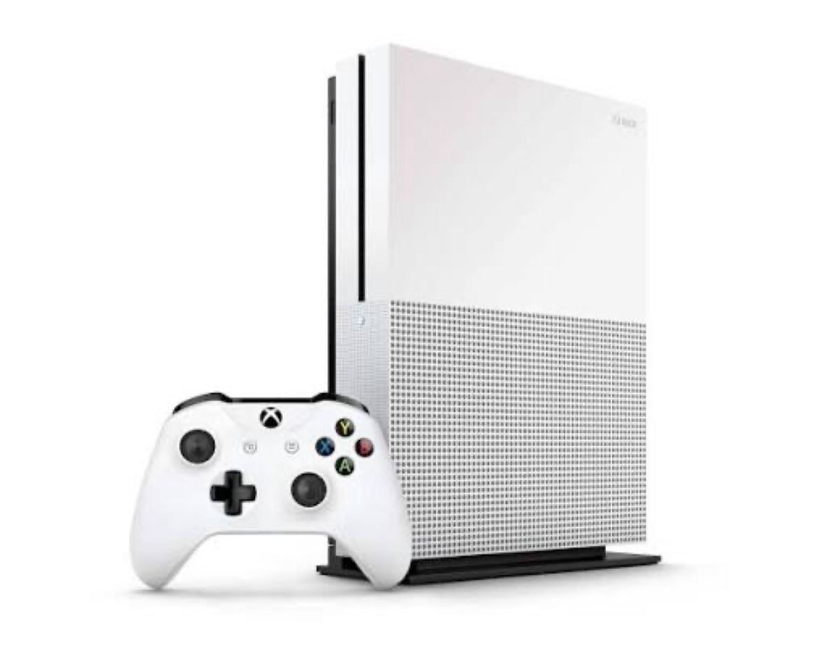 (NOT NEW) USED XBOX One S