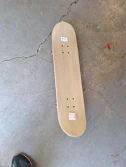 New 31 inch  skateboard