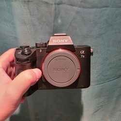 Sony a7iii camera, like new Sony a7 mark III, Sony a7m3