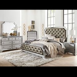 Queen bedroom set