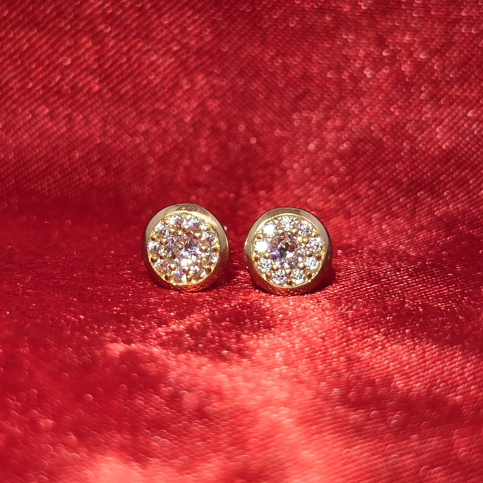 14k Yellow Gold Circle Earrings