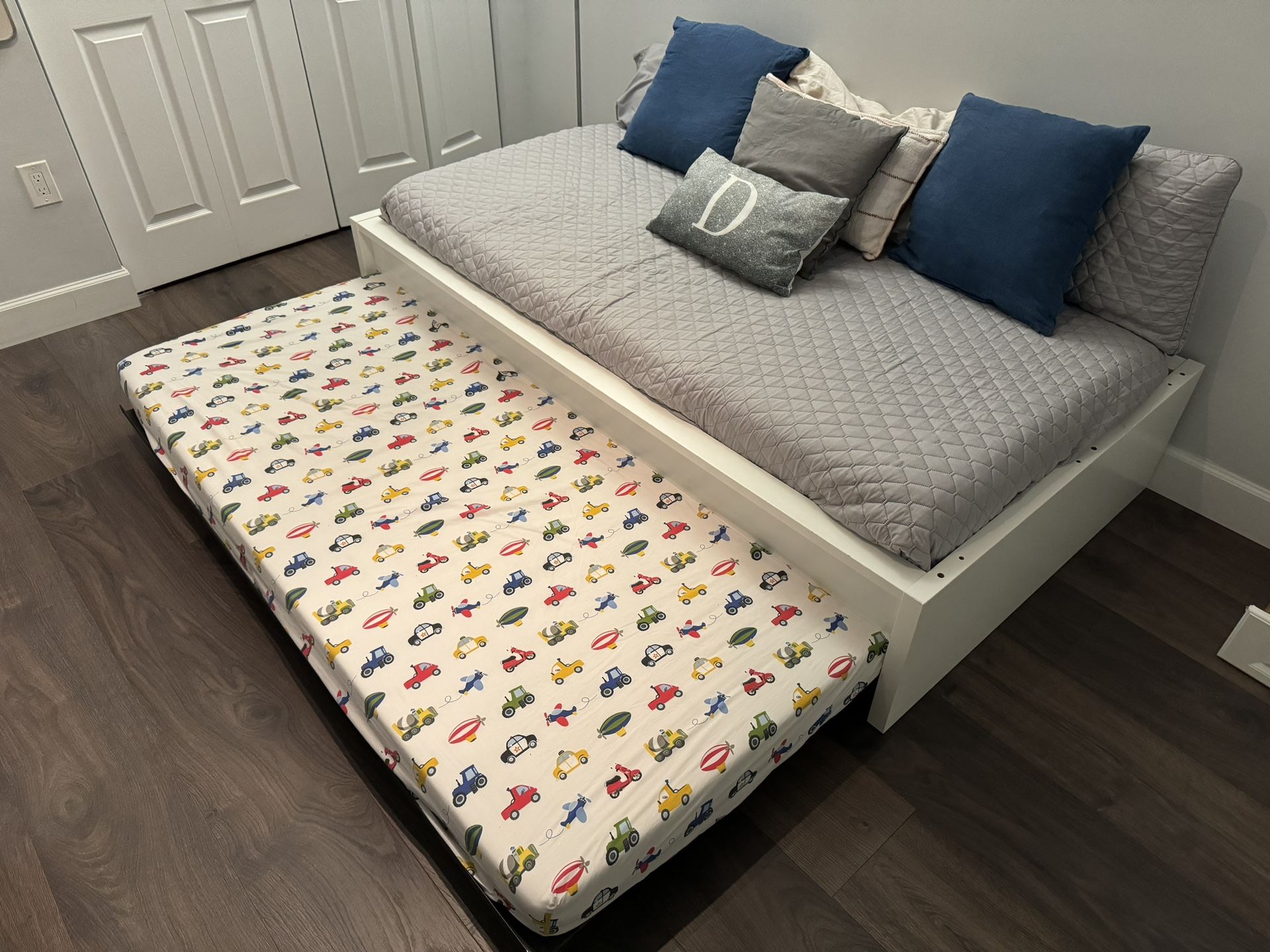 MALM IKEA Twin Bed with Mattress for Sale in Pembroke Pines, FL OfferUp