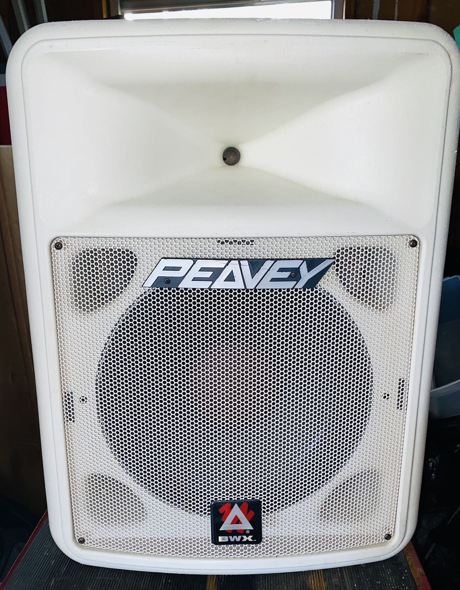 Peavey IMPULSE1012WHITE Impulse 1012 8 Ω Unpowered Speaker Cabinet - White