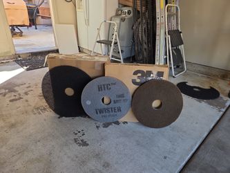 Janitorial scrub pads