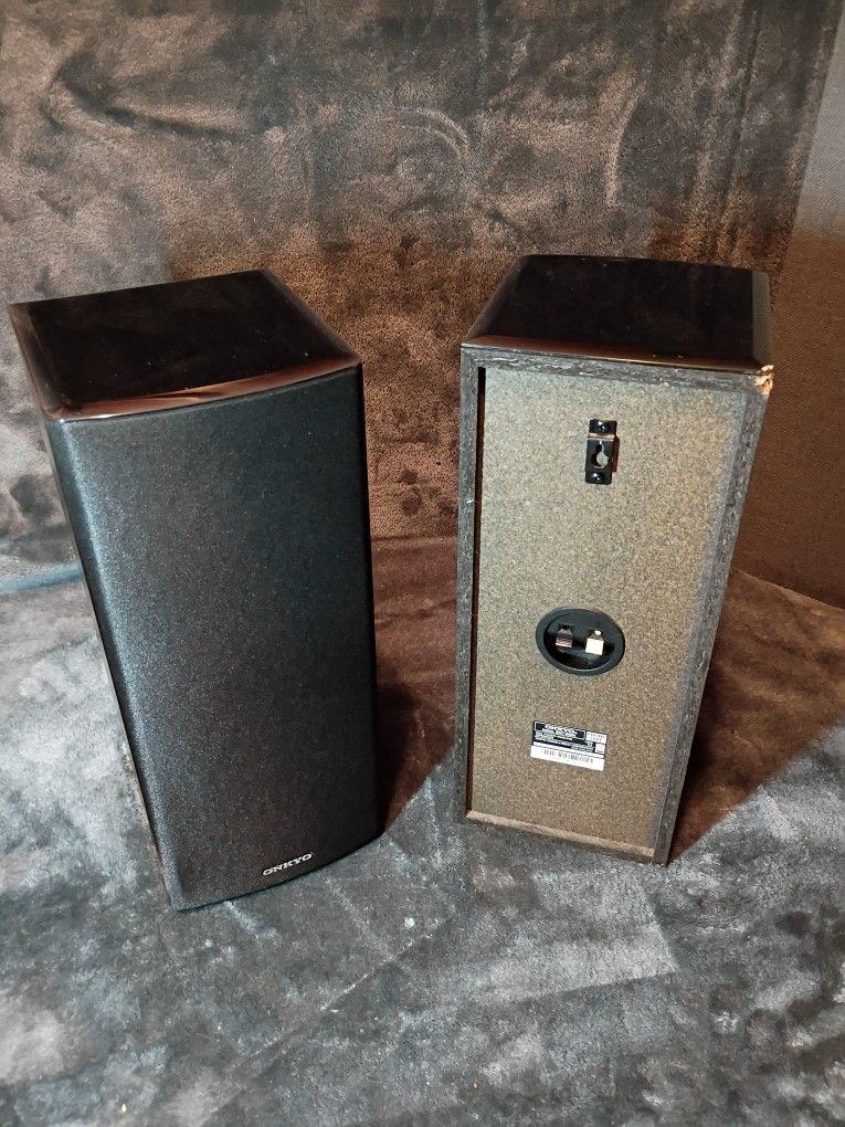 Onkyo Speakers