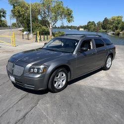 2005 Dodge Magnum SXT