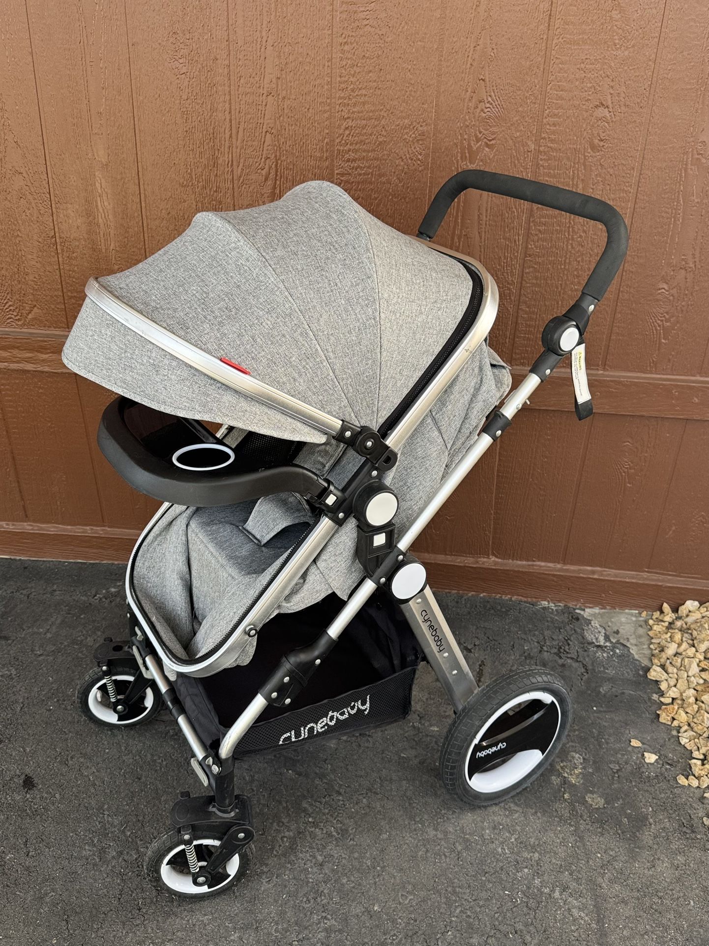 Baby Stroller LIKE NEW and Super Clean Converts 2 In 1 