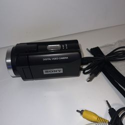 Sony Mpeg4 Digital Video Camera Untested Parts Only (Read Description) Preowned   