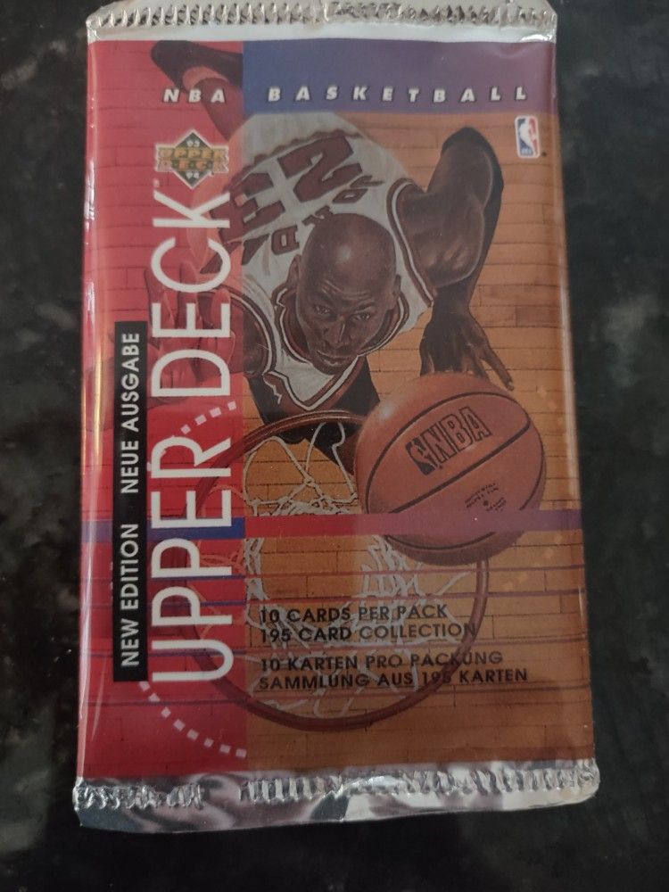 1993-94 Upper Deck Series Two Michael Jordan Empty Wrapper - German Version
Rare GERMAN Wrapper
No cards just the one wrapper
VG-EX Condition