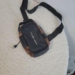 Electronic Lockable Cross Shoulder Pack