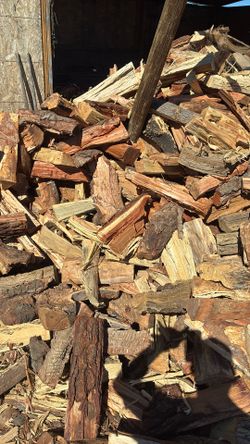 Eucalyptus And Oak Firewood