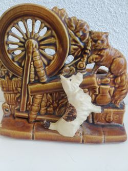 Mc Coy Spinning Wheel Scottie Planter