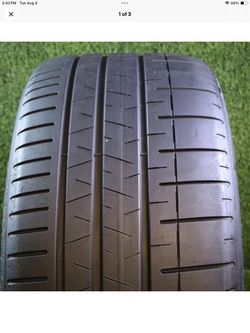 295/35R22 Pirelli PZero Corsa with 80% Tread 7/32 108 SKU 27820 Grade A Tires