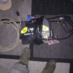 1600psi Pressure Washer 