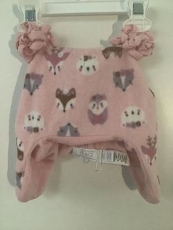 Children’s Place Winter Hat Size 2T Girls Pink w/ 2 Pom Poms Owls & Foxes