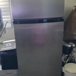 Refrigerator/freezer 