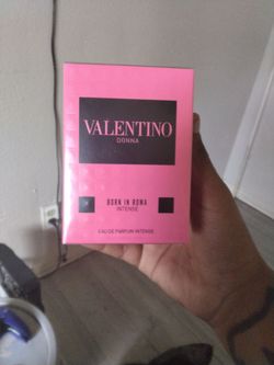 Valentino Donna Born in Roma Intense EDP