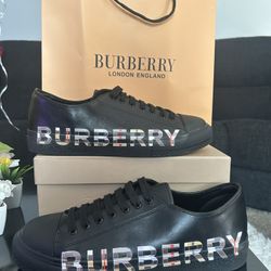 Burberry Shoes Black 