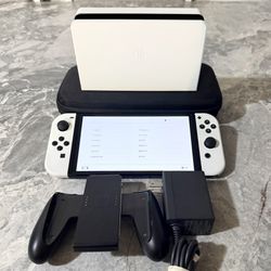 Nintendo Switch OLED Bundle 