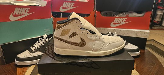 Air Jordans 1 size 9.5 mens brand new gold metallic